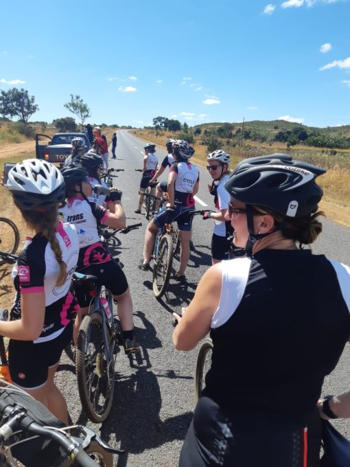 cycle for plan malawi fietsers