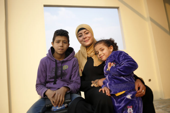 Moeder, zoon en dochter in Cairo