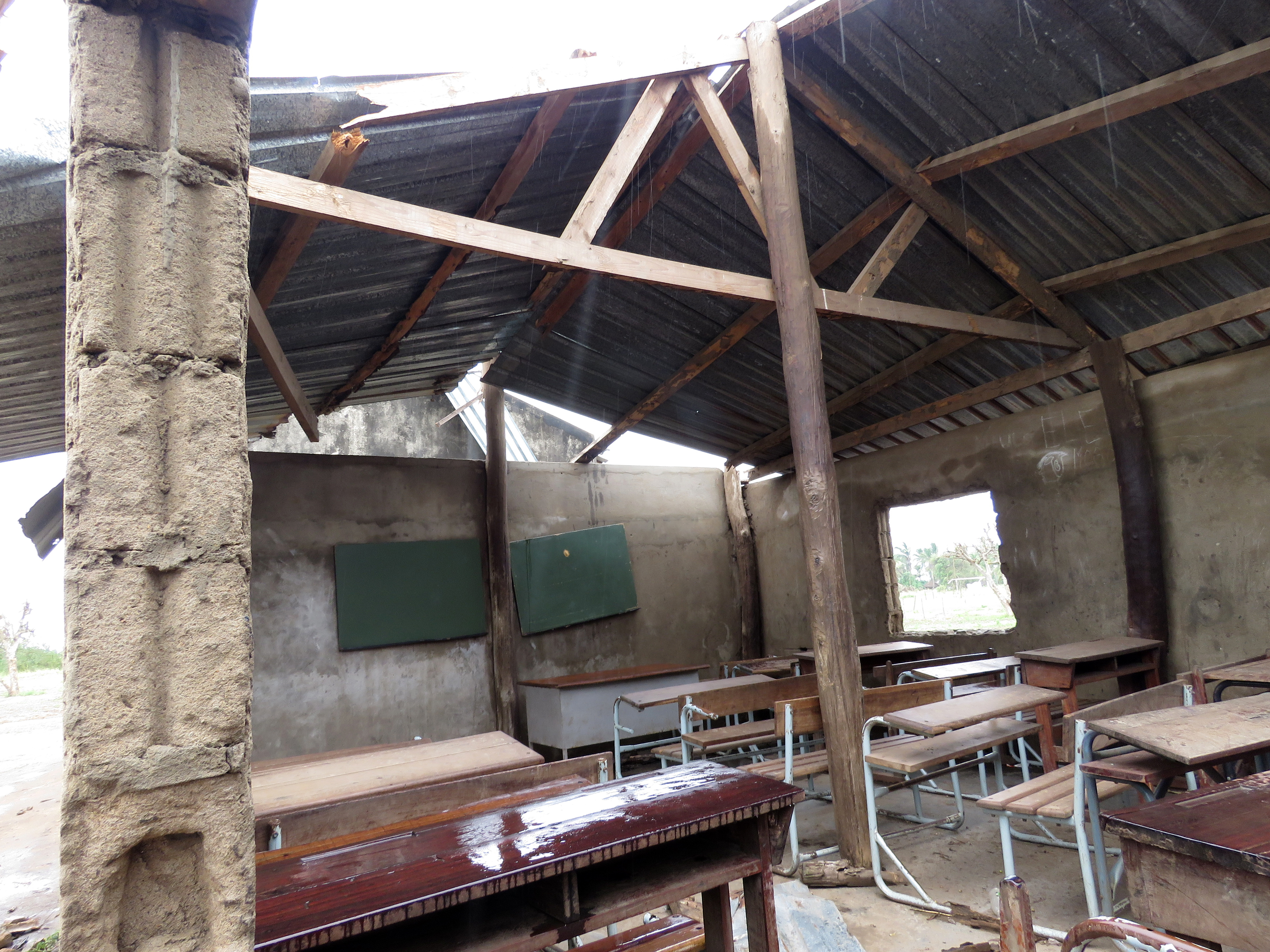 Beschadigde school door orkaan Idai